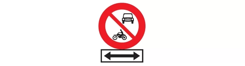 cau-hoi-45-bien-bao-giao-thong-cam-mo-to-2-banh-ba-banh